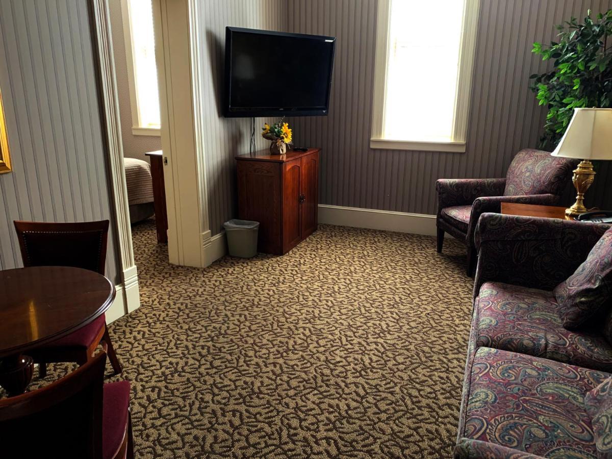 Celebrity Hotel Deadwood Esterno foto